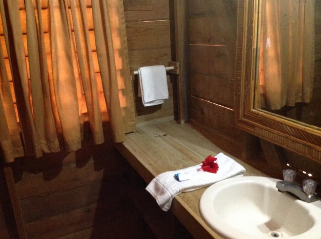 ווסט אנד Half Moon Resort (Adults Only) מראה חיצוני תמונה